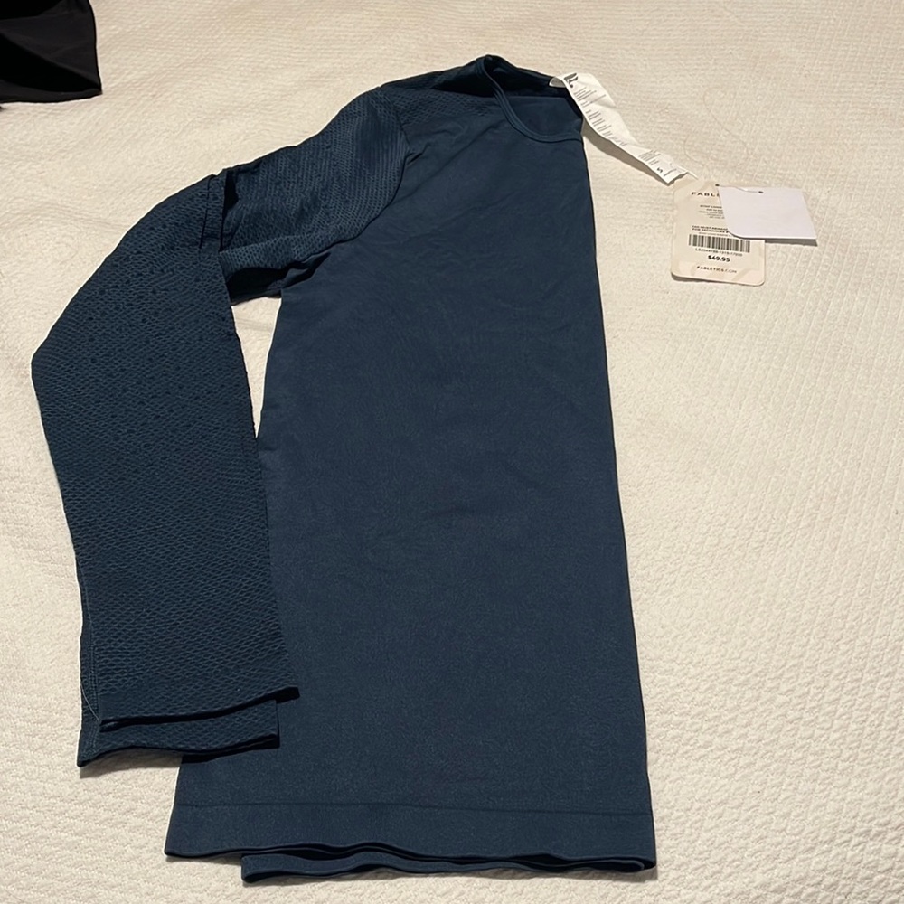 NWT Fabletics Sync Long Sleeve Small Blue